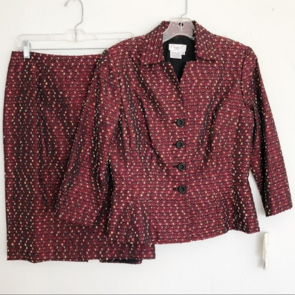 NWT Maggy L Skirt Suit